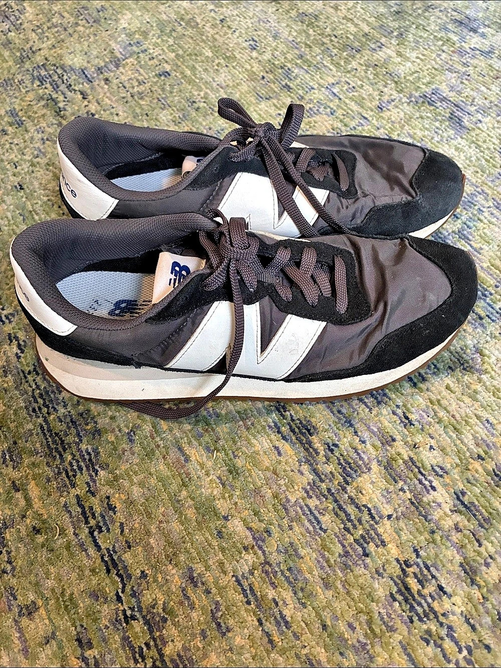 New Balance 237 Black & White Sneakers